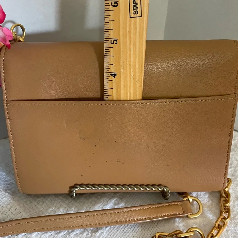 Tory Burch Britton Chain‎ Leather Crossbody with Gold Chain.